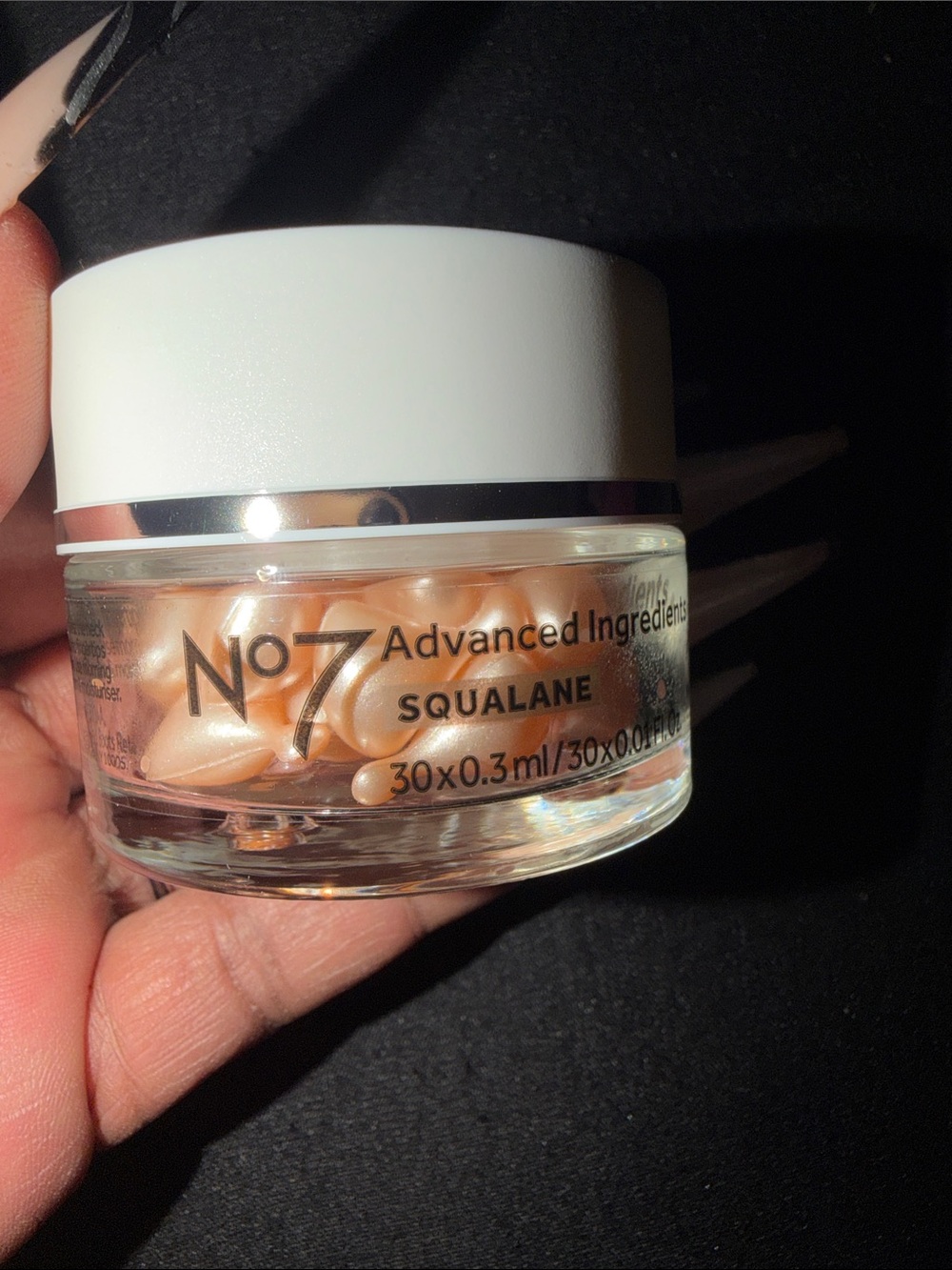 Squalane NO.7 Advanced Ingredients Facial Gold Capsules-Complimentary Face Mask - Picture 13 of 16